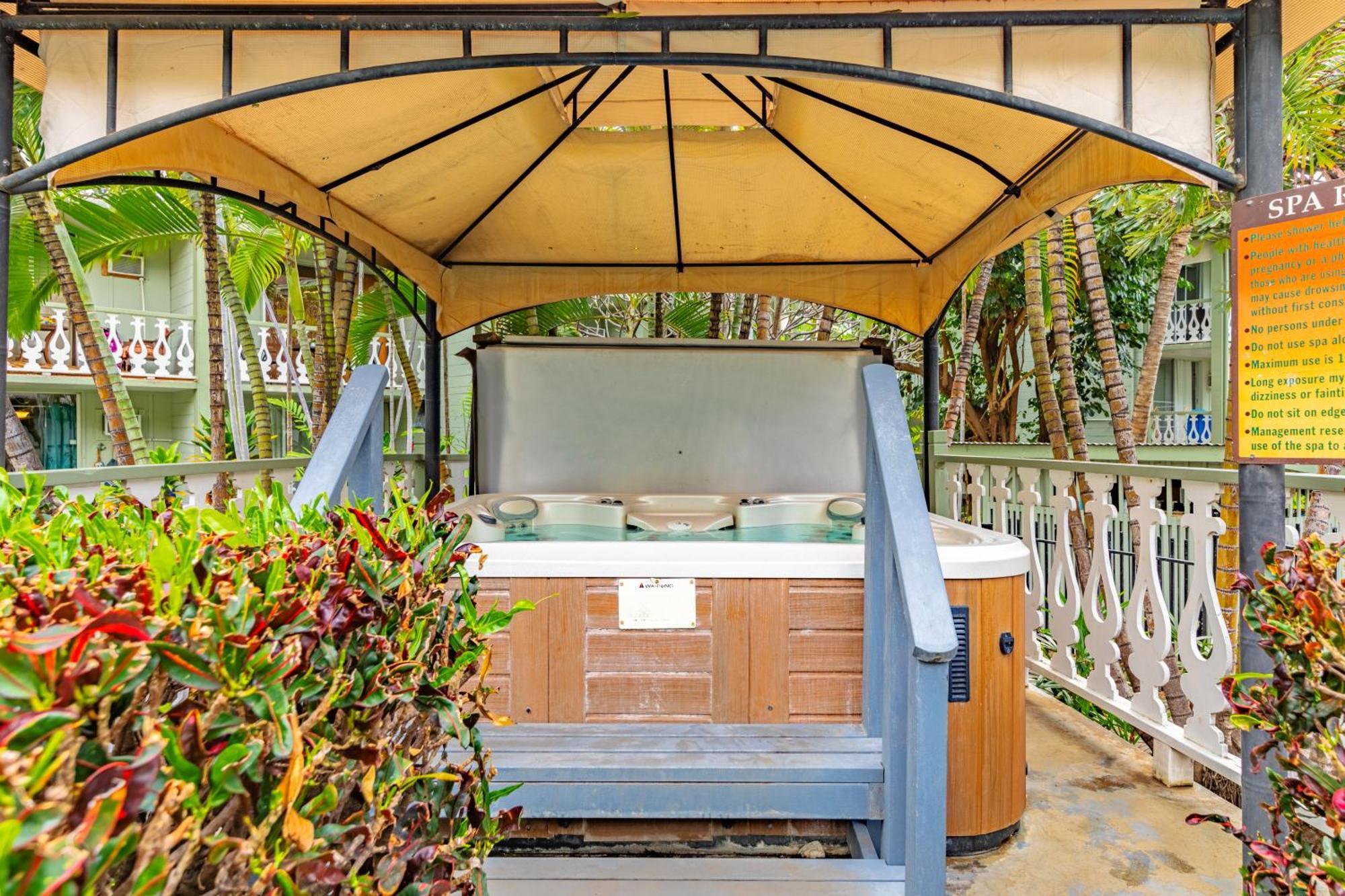 Downtown Hawaiian Paradise Condo With Hot Tub, Pool & Beach - Kona Islander Inn Kailua-Kona Exterior photo